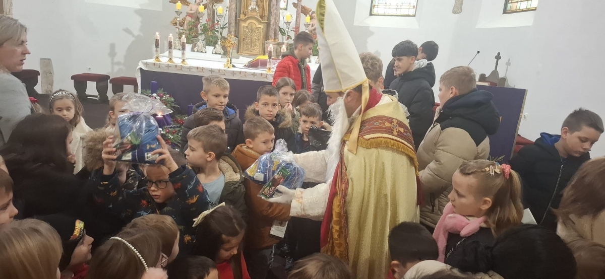 Svečana nedjelja u župi: Predstavljanje prvopričesnika i dolazak svetog Nikole